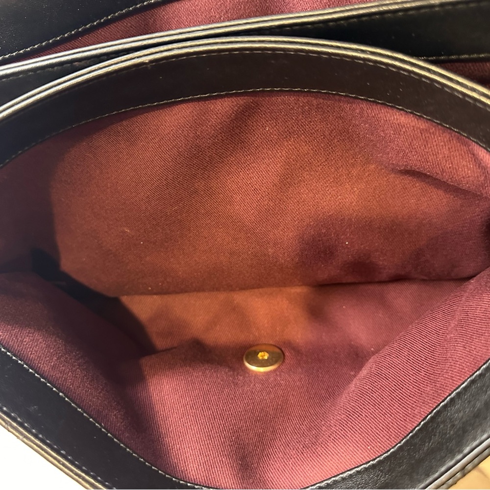 Chanel medium size lamb skin bag 12x7. - Picture 7 of 15